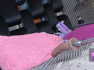 levanaaa's Live Sex Cam Show