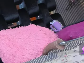 levanaaa's Live Sex Cam Show