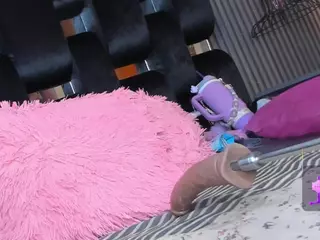 levanaaa's Live Sex Cam Show