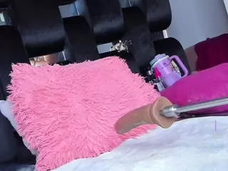 levanaaa's Live Sex Cam Show