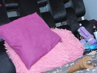 levanaaa's Live Sex Cam Show