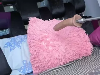 levanaaa's Live Sex Cam Show