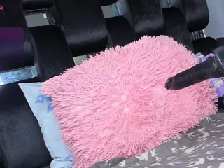 levanaaa's Live Sex Cam Show