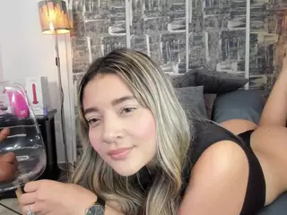 Shofia vega's Live Sex Cam Show