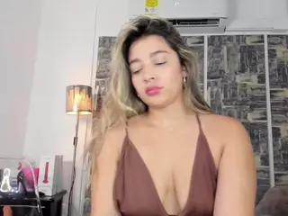 Shofia vega's Live Sex Cam Show