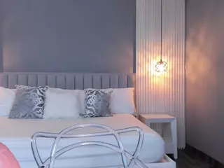 Valerynova's Live Sex Cam Show