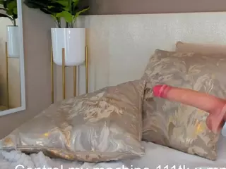 Aylin Millerxs's Live Sex Cam Show