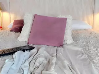 Eliza-Thomson's Live Sex Cam Show