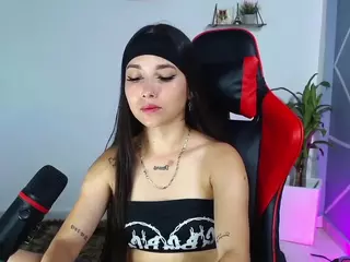 lucyy-rose's Live Sex Cam Show