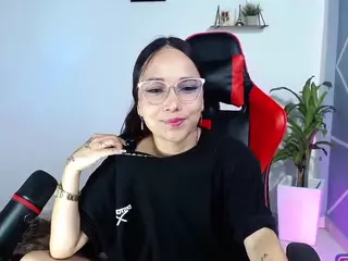 lucyy-rose's Live Sex Cam Show