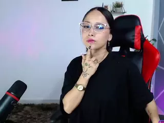 lucyy-rose's Live Sex Cam Show