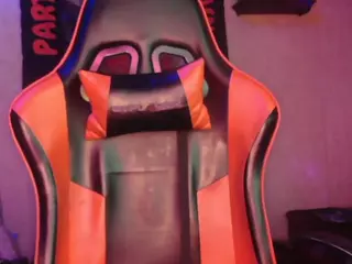 PartyyTripleX's Live Sex Cam Show