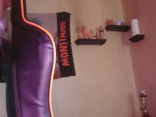 PartyyTripleX's Live Sex Cam Show