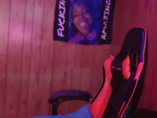 PartyyTripleX's Live Sex Cam Show