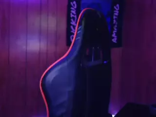 PartyyTripleX's Live Sex Cam Show