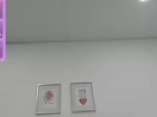 VIOLET-SMILE's Live Sex Cam Show