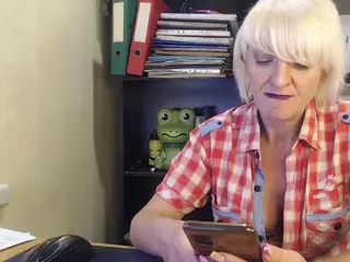 WonderNadin's Live Sex Cam Show