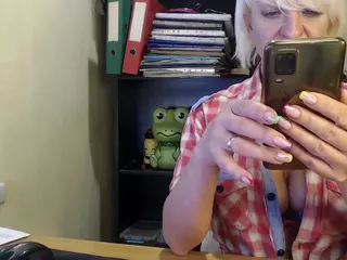 WonderNadin's Live Sex Cam Show