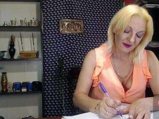 Live cam show with WonderNadin