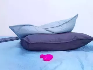 SamantaThompson's Live Sex Cam Show