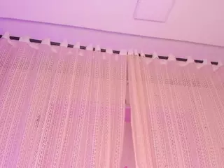SARA's Live Sex Cam Show