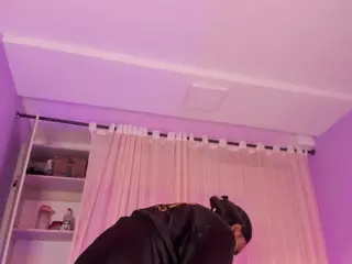 SARA's Live Sex Cam Show
