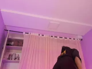 SARA's Live Sex Cam Show