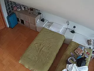 Julmodels Bedroom-D7's Live Sex Cam Show