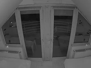 Julmodels Bedroom-D7's Live Sex Cam Show