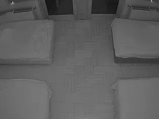 Julmodels Bedroom-D7's Live Sex Cam Show