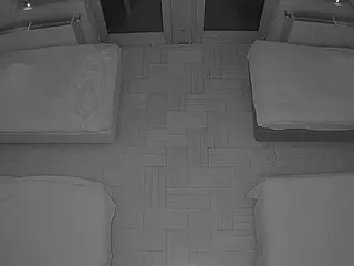 Julmodels Bedroom-D7's Live Sex Cam Show