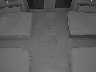 Julmodels Bedroom-D7's Live Sex Cam Show