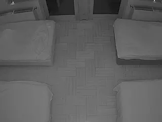 Julmodels Bedroom-D7's Live Sex Cam Show