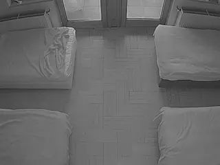 Julmodels Bedroom-D7's Live Sex Cam Show