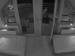 Julmodels Bedroom-D7's Live Sex Cam Show