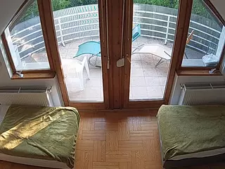 Julmodels Bedroom-D7's Live Sex Cam Show