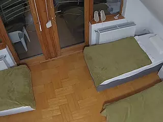 Julmodels Bedroom-D7's Live Sex Cam Show