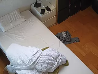Julmodels Bedroom-D7's Live Sex Cam Show