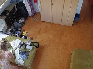 Julmodels Bedroom-D7's Live Sex Cam Show