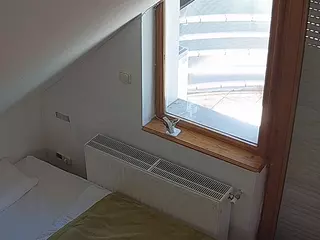 Julmodels Bedroom-D7's Live Sex Cam Show