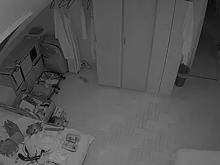 Julmodels Bedroom-D7's Live Sex Cam Show