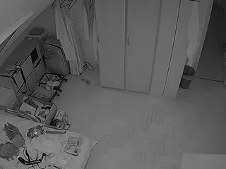 Julmodels Bedroom-D7's Live Sex Cam Show