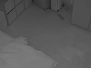 Julmodels Bedroom-D7's Live Sex Cam Show