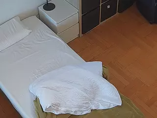 Julmodels Bedroom-D7's Live Sex Cam Show