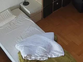 Julmodels Bedroom-D7's Live Sex Cam Show
