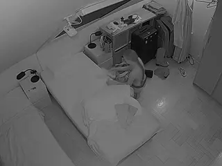 Julmodels Bedroom-D7's Live Sex Cam Show