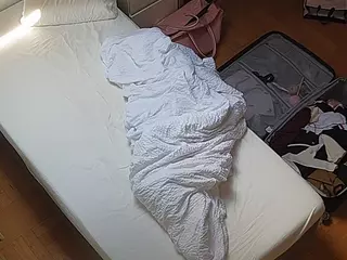 Julmodels Bedroom-D7's Live Sex Cam Show