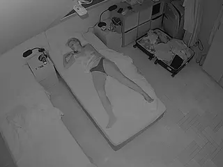Julmodels Bedroom-D7's Live Sex Cam Show
