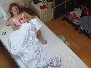Julmodels Bedroom-D7's Live Sex Cam Show