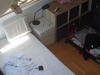 Julmodels Bedroom-D7's Live Sex Cam Show
